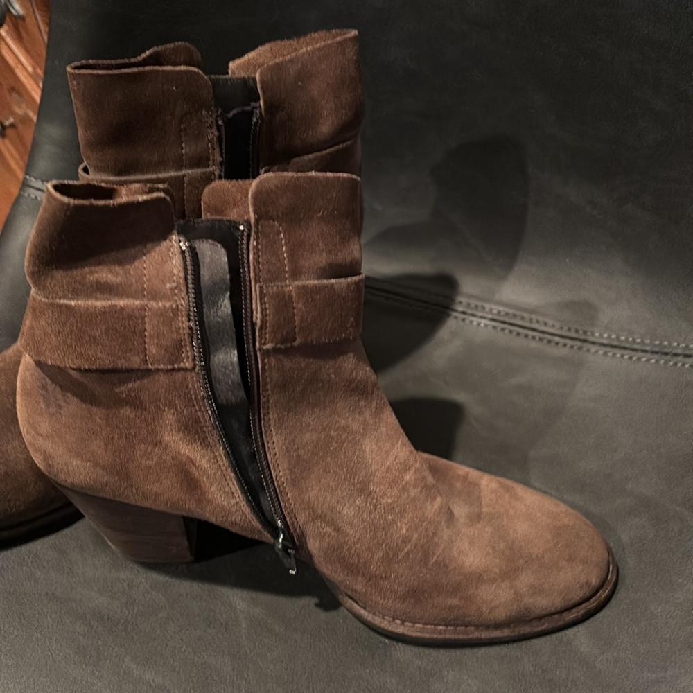 Ankle boots